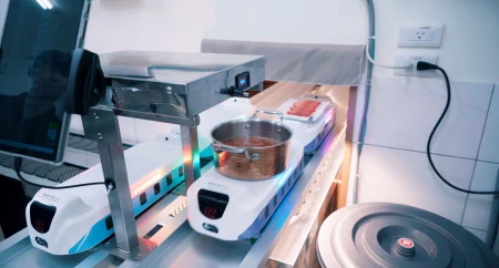 robot de livraison de nourriture - démonstration de hot pot