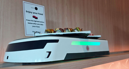 robot de livraison de nourriture - démonstration de sushi