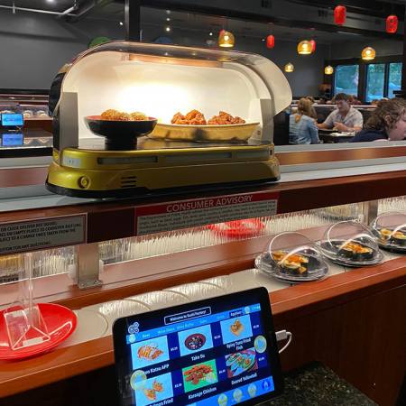robot del ristorante del trasportatore del treno di sushi