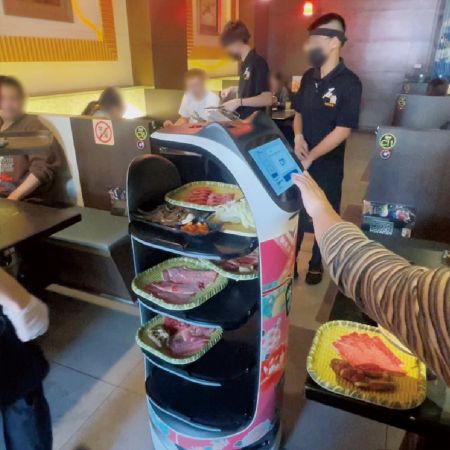 石头日式炭火烧肉-鸿匠-bella贝拉机器人