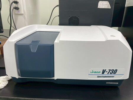 UV-Vis分光光度計