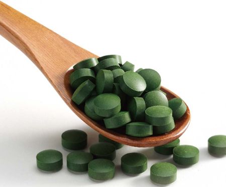 Anti-Aging Supplements - An increase in selenium and antioxidant vitamin intake improves skin beauty function