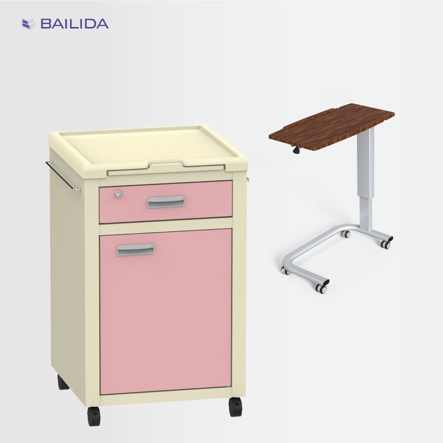 Armarios médicos de cabecera, mesas auxiliares y poste de suero diseñados para ofrecer la máxima comodidad y cuidado al paciente.