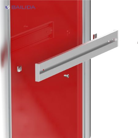 Instalação de acessórios em qualquer altura com suporte de acessórios flexível.