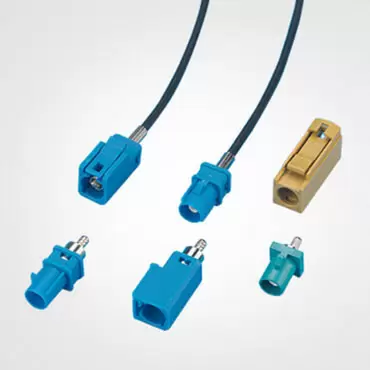 Conector automotriz, conector Fakra HSD.