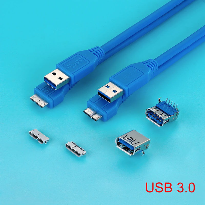 USB 3.0コネクタとケーブル