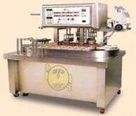 Équipement périphérique - Équipement accessoire automatisé de Ta Ti Hsing pour les lignes de production d'aliments à base de soja, y compris des machines de remplissage et de scellage en acier inoxydable.