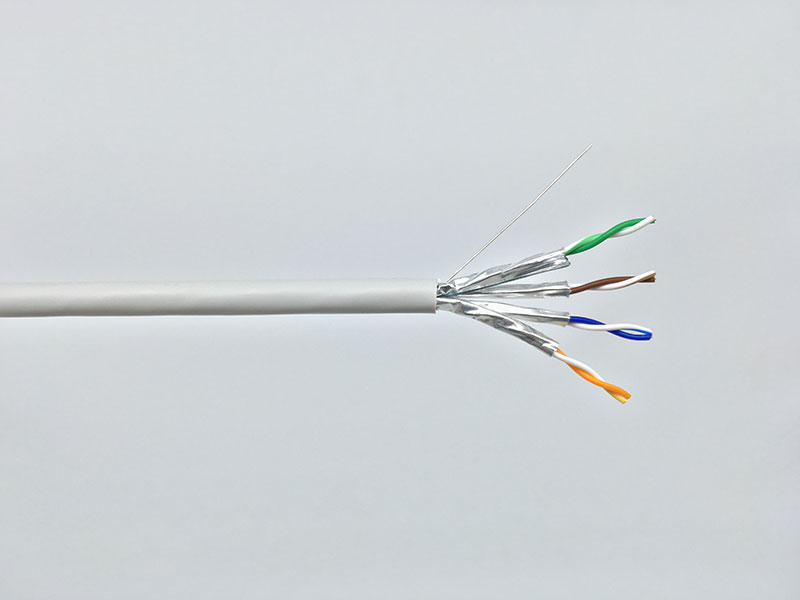 Cable LAN de Categoría 6A - Cable LAN Cat. 6A U-FTP, 500MHz