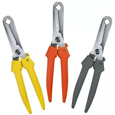 Japanese 420J2 Professional Garden Shears - 2.