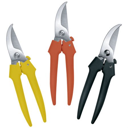 Japanese 420J2 Professional Garden Shears - 2.