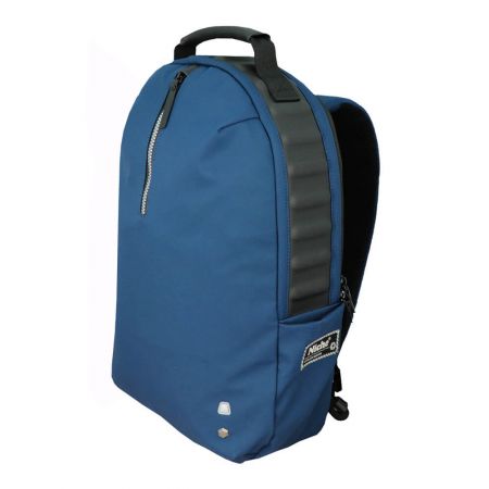 Ultralett EVA-ryggsekksett tilgjengelig i to farger, svart og blå.