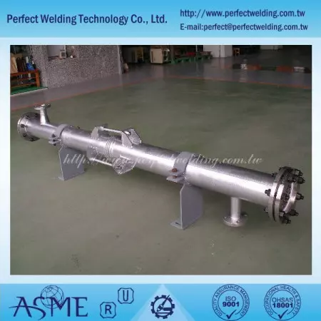 Tantalum Shell and Tube Heat Exchanger
Vertical-Tantalum-shell-and-tube-heat-exchanger20210429-02.jpg