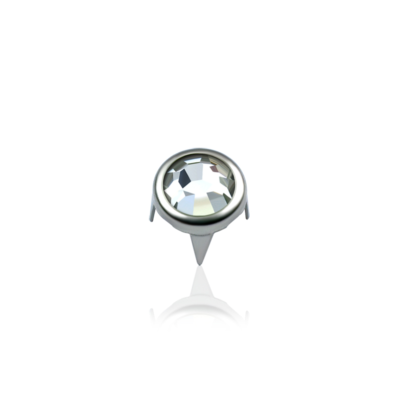 หินแก้วในโครงล็อคโลหะ