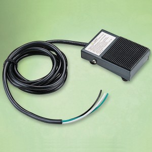 足踏みスイッチ - フットスイッチ-電源プラグ