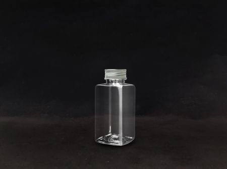 Sticle PET cubicală groasă de 430 ml (66-404) cu gât de 38 mm - Sticlă PET cubicală groasă de 430 ml pentru ambalarea băuturilor răcoritoare cu certificare FSSC, HACCP, ISO22000, IMS, BV