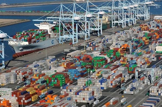 经济合作发展组织(OECD)、国际货币基金(IMF)与世界贸易组织(WTO)等国际机构预测,在通膨趋缓以及美国经济蓬勃发展带动下,今年全球贸易成长率可望比去年多出一倍以上,逆转去年的低迷景况。路透