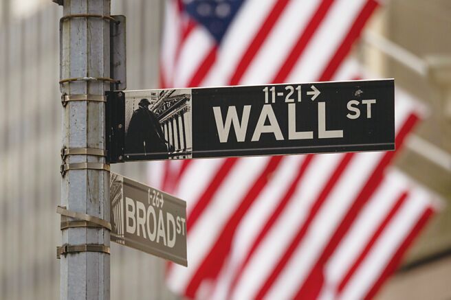 KPMG美國首席經濟學家史汪克指出,單單財政刺激,就能為美國2026年第一季GDP增加0.5個百分點或更多。圖/美聯社