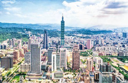 據商仲業者最新統計,2020年至今,企業自用採包下三分之一、半棟、整棟的購買北北桃商辦、廠辦金額飆破350億元,寫下歷年高點。圖/報系資料照