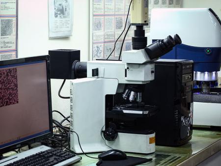Microscopio metallografico