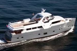 E-Class Yachts-E 85 ecHo