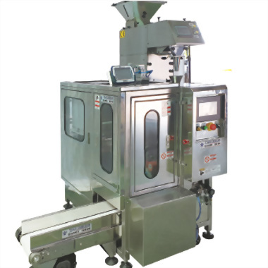 Zipper Bagging Machine - Front view of the TC-901 Automatic Zipper Bagging Machine, an industrial packaging system for creating bags from roll film.